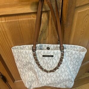 Micheal Kors Monogram Tote Handbag